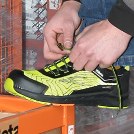 Bezpečnostní obuv (a technické ponožky)