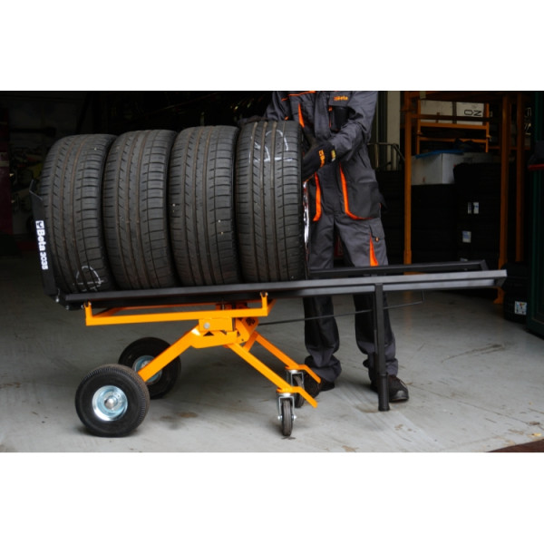 Para transporte fácil de pneus até 980 mm de diâmetro - carro 