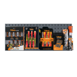 Assortment of 71 tools,  with hooks without panel