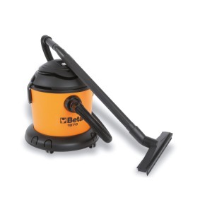 Solid and fluid vacuum cleaner, 20 l
