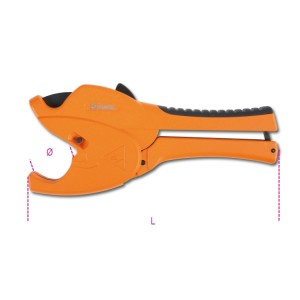 Ratchet-type shears for plastic pipes with magnesium alloy body