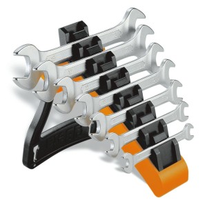 Set of 7 double open end wrenches with holder