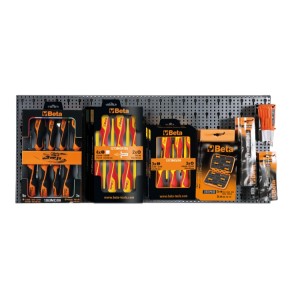 Assortment of 71 tools, with hooks without panel