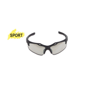 Safety glasses with clear polycarbonate lenses