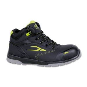 Nubuck shoe, water-repellent,  with quick opening system and antiabrasion reinforcement in toe cap area