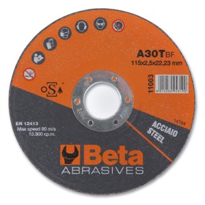 Abrasive steel cutting discs with flat centre