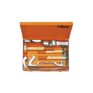 Assortment of 11 tools