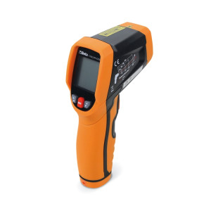 Digital infrared thermometer with dual laser aiming system