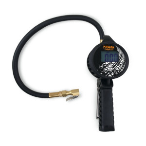 Digital tyre inflator