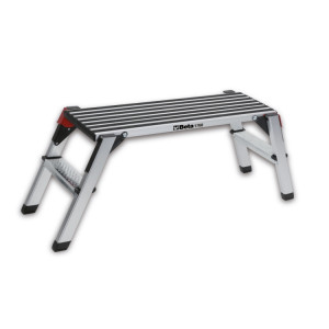 Marche pied en aluminium