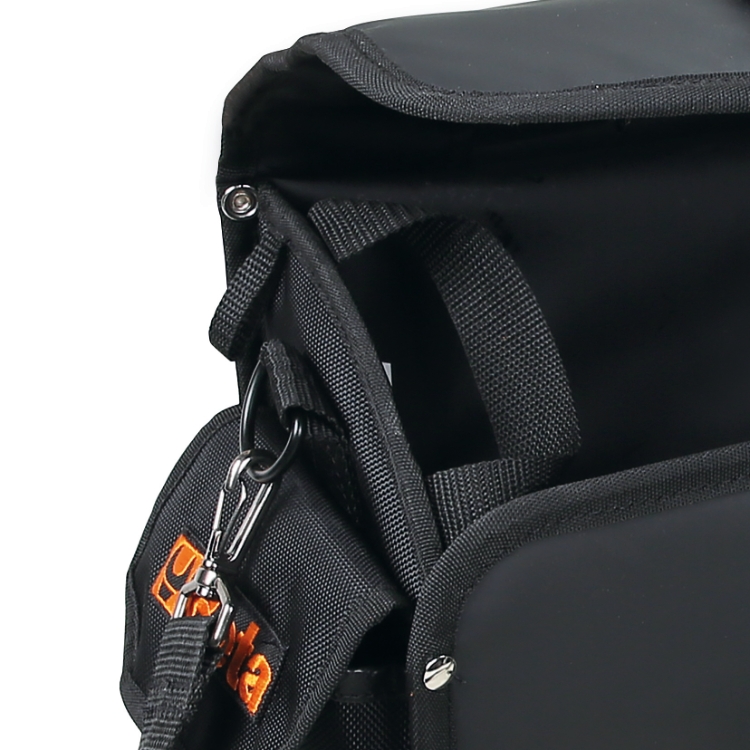 COMFORTABLE CARRYING